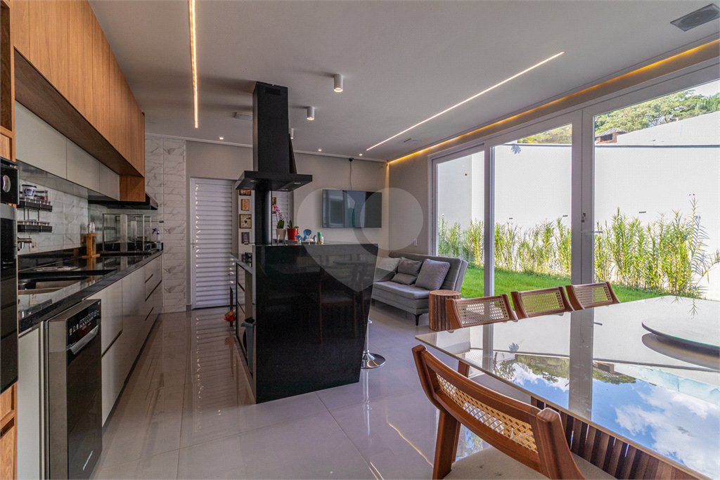 Casa Térrea à venda com 3 suítes em Alto da Boa Vista, São Paulo, SP