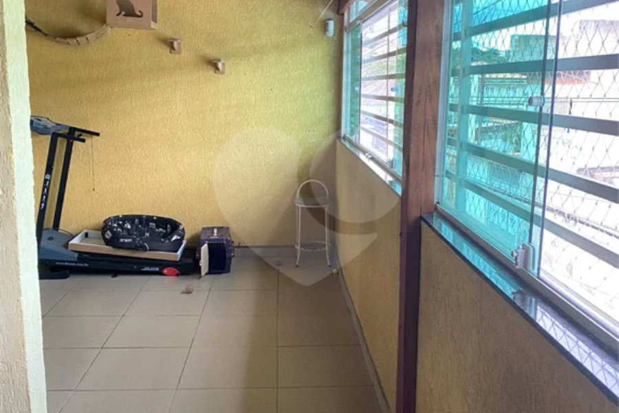 Sobrado à venda com 2 suítes em Santa Terezinha, São Paulo, SP