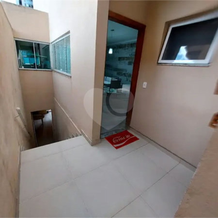 Sobrado à venda com 3 quartos, sendo 1 suíte, em Vila Laís, São Paulo, SP
