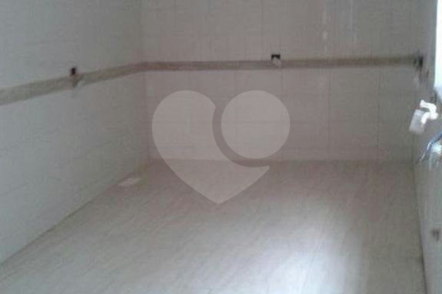 Sobrado à venda com 3 quartos, sendo 1 suíte,  no Brasilândia, São Paulo, SP