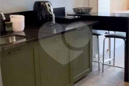 Apartamento à venda ou para alugar com 1 suíte em Pinheiros, São Paulo, SP