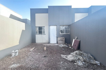 Casa à venda com 2 quartos, sendo 1 suíte,  em Bela Vista da Lagoa, Três Lagoas, MS