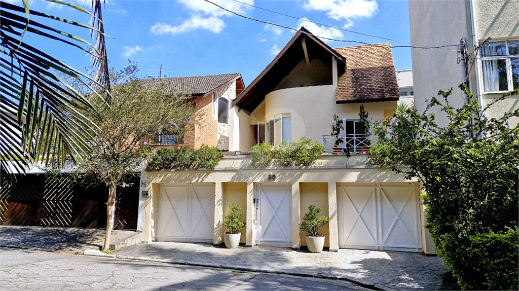 Casa à venda com 4 suítes em Alto da Boa Vista, São Paulo, SP