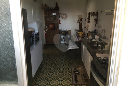 Apartamento à venda com 4 quartos, sendo 1 suíte, em Chácara Santo Antônio, São Paulo, SP