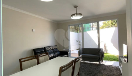 Sobrado à venda com 3 quartos, sendo 2 suítes,  em Brooklin Velho, São Paulo, SP