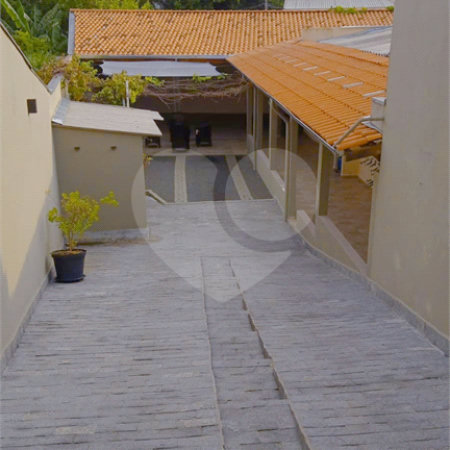Casa à venda com 2 quartos, sendo 1 suíte, em Vila Haro, Sorocaba, SP