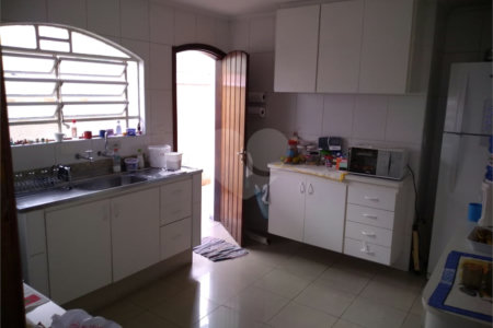 Casa à venda com 3 quartos, sendo 1 suíte,  em Jardim Bonfiglioli, São Paulo, SP