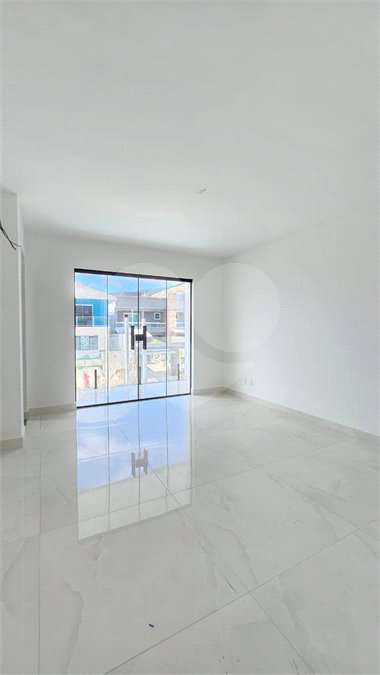 Casa à venda com 3 suítes no condomínio Residencial Green Ville, Rio de Janeiro - RJ
