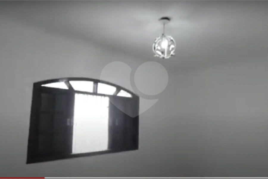 Casa à venda com 3 quartos, sendo 2 suítes,  no condomínio Não, São Paulo - SP