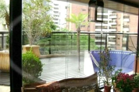 Apartamento à venda ou para alugar com 4 quartos, sendo 3 suítes,  em Jardim Vitória Régia, São Paulo, SP