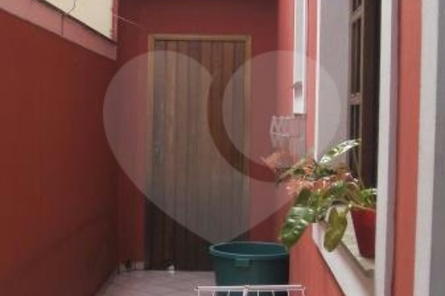 Sobrado à venda com 3 quartos, sendo 1 suíte, em Tremembé, São Paulo, SP