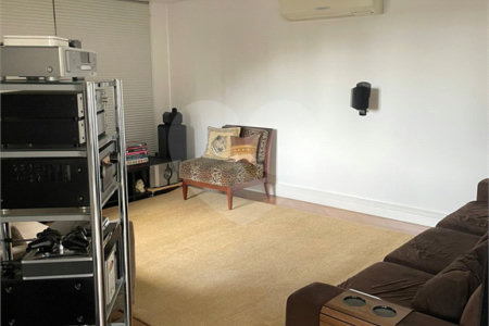 Apartamento à venda com 4 quartos, sendo 2 suítes,  em Jardim Ampliação, São Paulo, SP