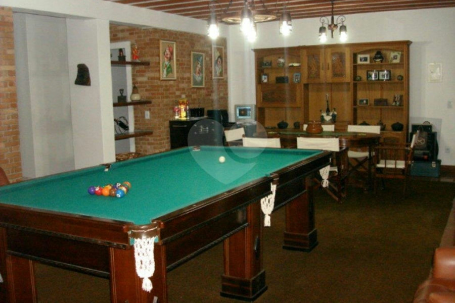 Sítio à venda com 10 quartos em Sítio Arueira, Piracaia, SP