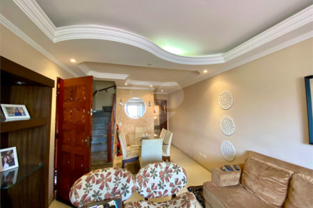 Casa à venda com 3 quartos, sendo 1 suíte, em Chácara do Vovô, Guarulhos, SP