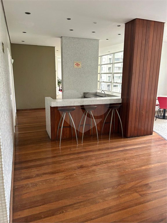 Apartamento à venda com 2 quartos, sendo 1 suíte,  em Paraíso do Morumbi, São Paulo, SP