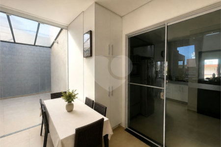 Casa à venda com 3 quartos, sendo 1 suíte, no condomínio Horto Florestal II, Sorocaba - SP