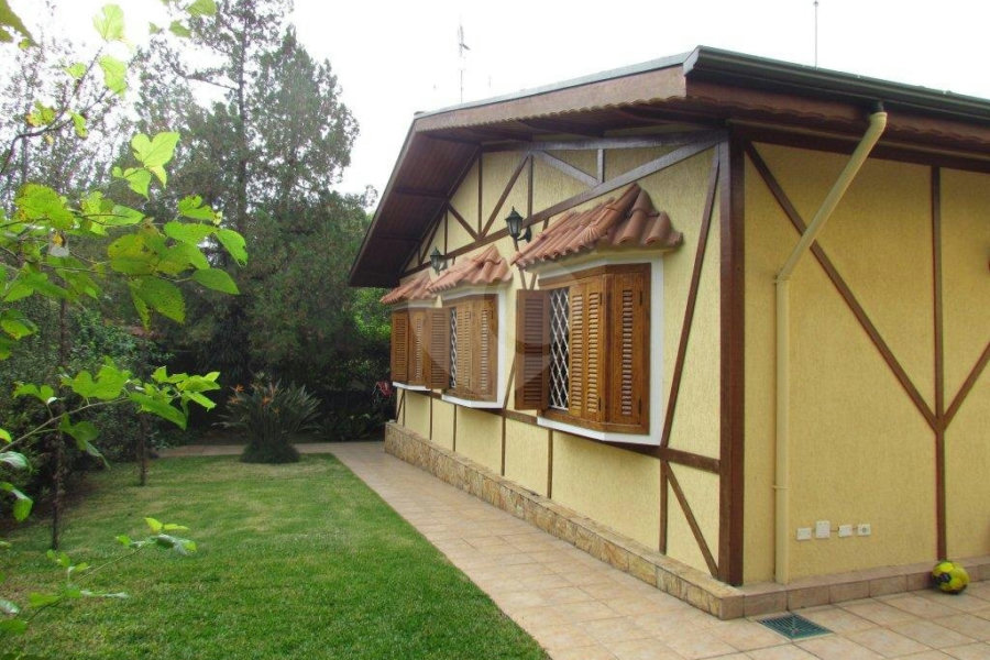 Casa Térrea à venda com 3 quartos, sendo 1 suíte, em Horto Florestal, São Paulo, SP