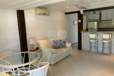 Casa em condomínio à venda com 1 quarto em Geribá, Armação dos Búzios, RJ