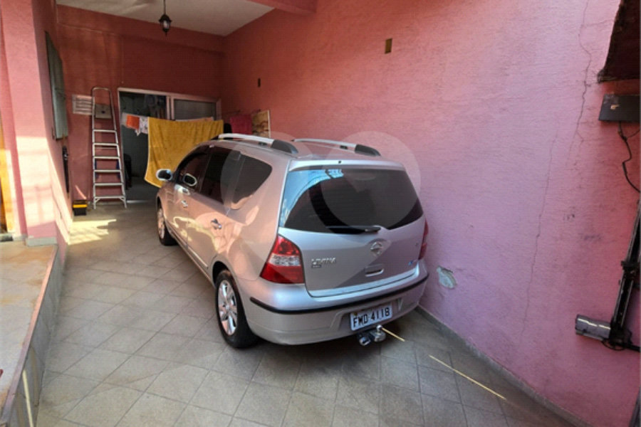 Sobrado à venda com 5 quartos, sendo 1 suíte, em Vila Bonilha, São Paulo, SP
