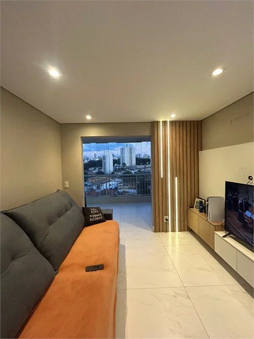 Apartamento à venda com 3 quartos, sendo 1 suíte,  em Jardim Vazani, São Paulo, SP