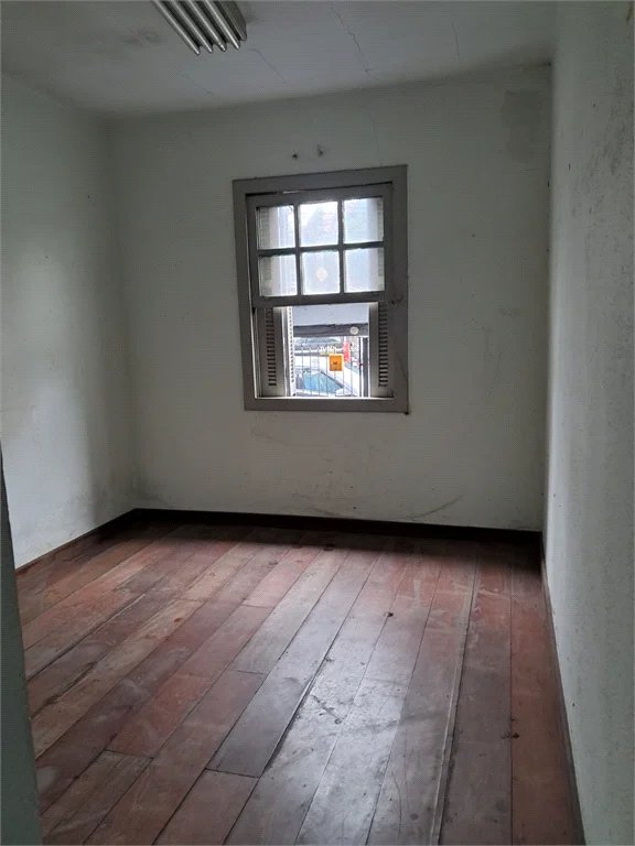 Sobrado à venda com 4 quartos em Vila Madalena, São Paulo, SP