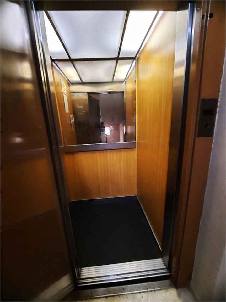 Apartamento com 2 dormitórios à venda na Enseada – 500 metros da praia