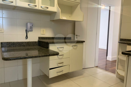 Apartamento à venda com 3 quartos, sendo 1 suíte, em Perdizes, São Paulo, SP