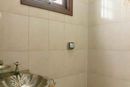 Sobrado à venda 187m² com 5 quartos, sendo 2 suítes, em Conjunto Residencial Butantã próximo à USP