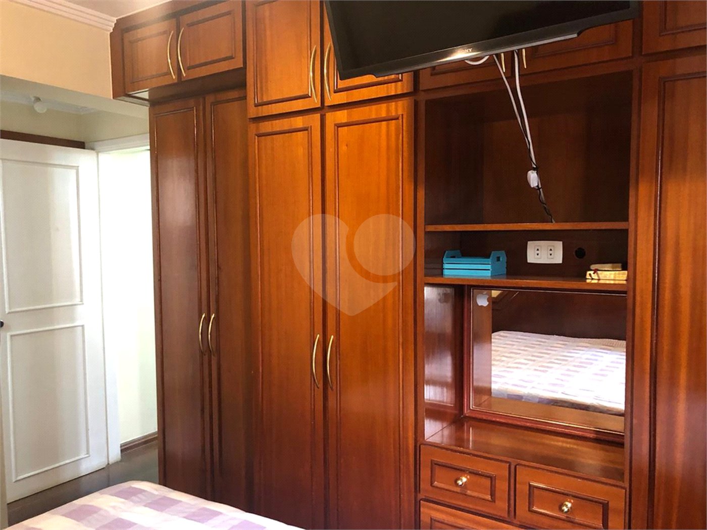 Apartamento com 3 dormitórios, Bairro Saúde,, Muito proximo do metro São Judas e da Igreja!