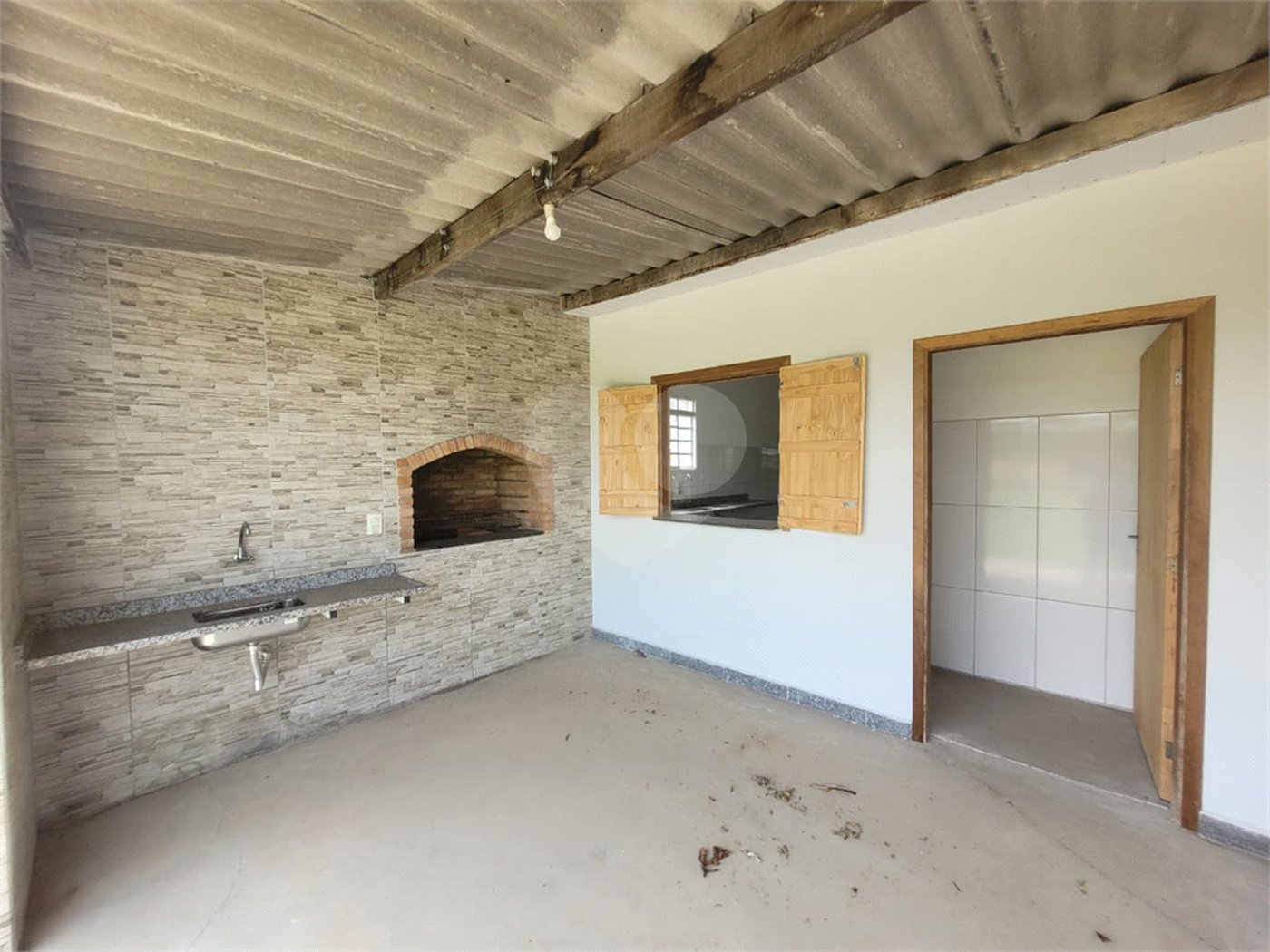 Sítio à Venda – 76.000m² com 5 casas de aluguel | Chácara Instância dos Reis – Monte Mor/SP