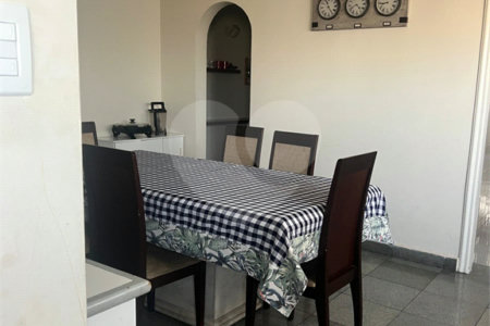 Cobertura penthouse com 486 m², 5 dormitórios e 2 vagas em ótima localização