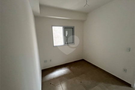 Apartamento com suíte na Vila Prado