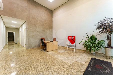 Prédio inteiro comercial á venda e locação na Vila Leopoldina.