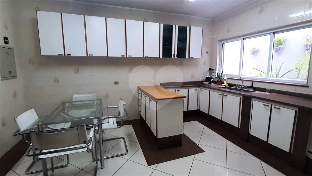 Vende-se Casa incrível no Jardim Prudência!
