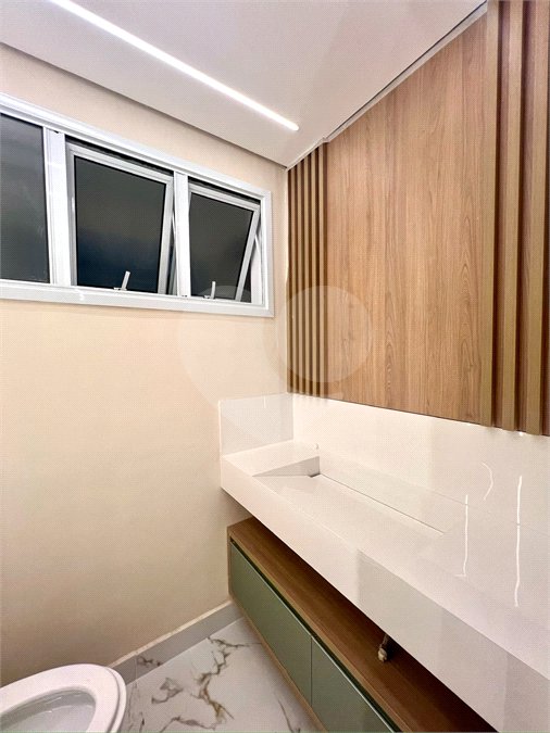 Apartamento à venda com 3 quartos, sendo 1 suíte, em Alto da Boa Vista, São Paulo, SP