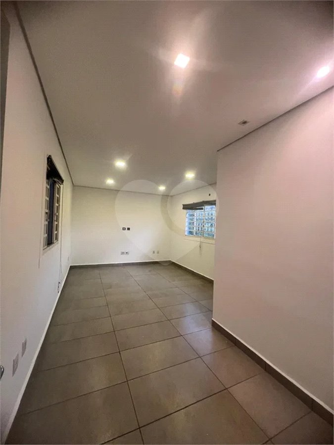 Galpão de 600m² no Centro Industrial Rafael Diniz - Bragança Paulista.