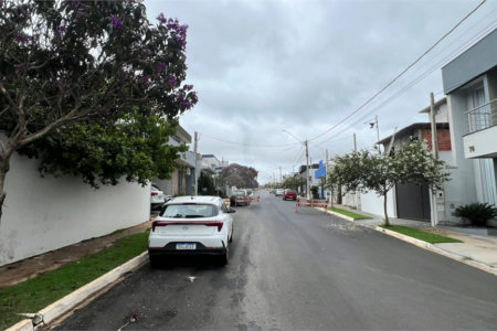 Lote de esquina à venda no Condomínio Faixa Azul