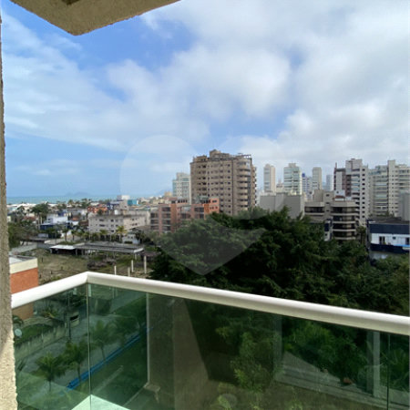 Apartamento Guarujá vista para o mar
