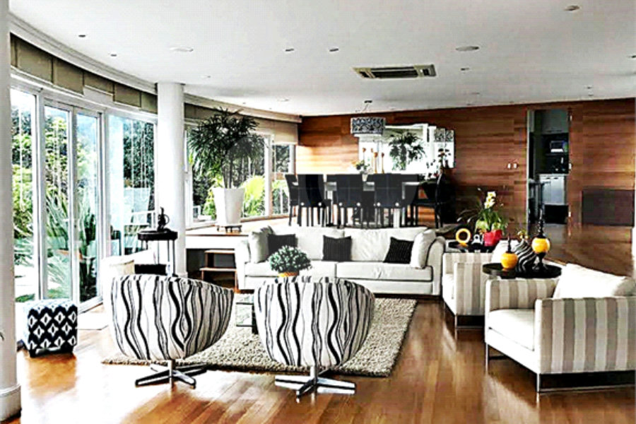 Casa à venda com 4 suítes no condomínio Residencial Jd. Ibiratiba, São Paulo - SP