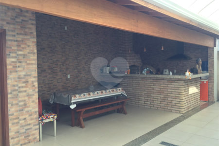 Casa à venda com 3 suítes no condomínio Lago da Serra, Araçoiaba da Serra - SP