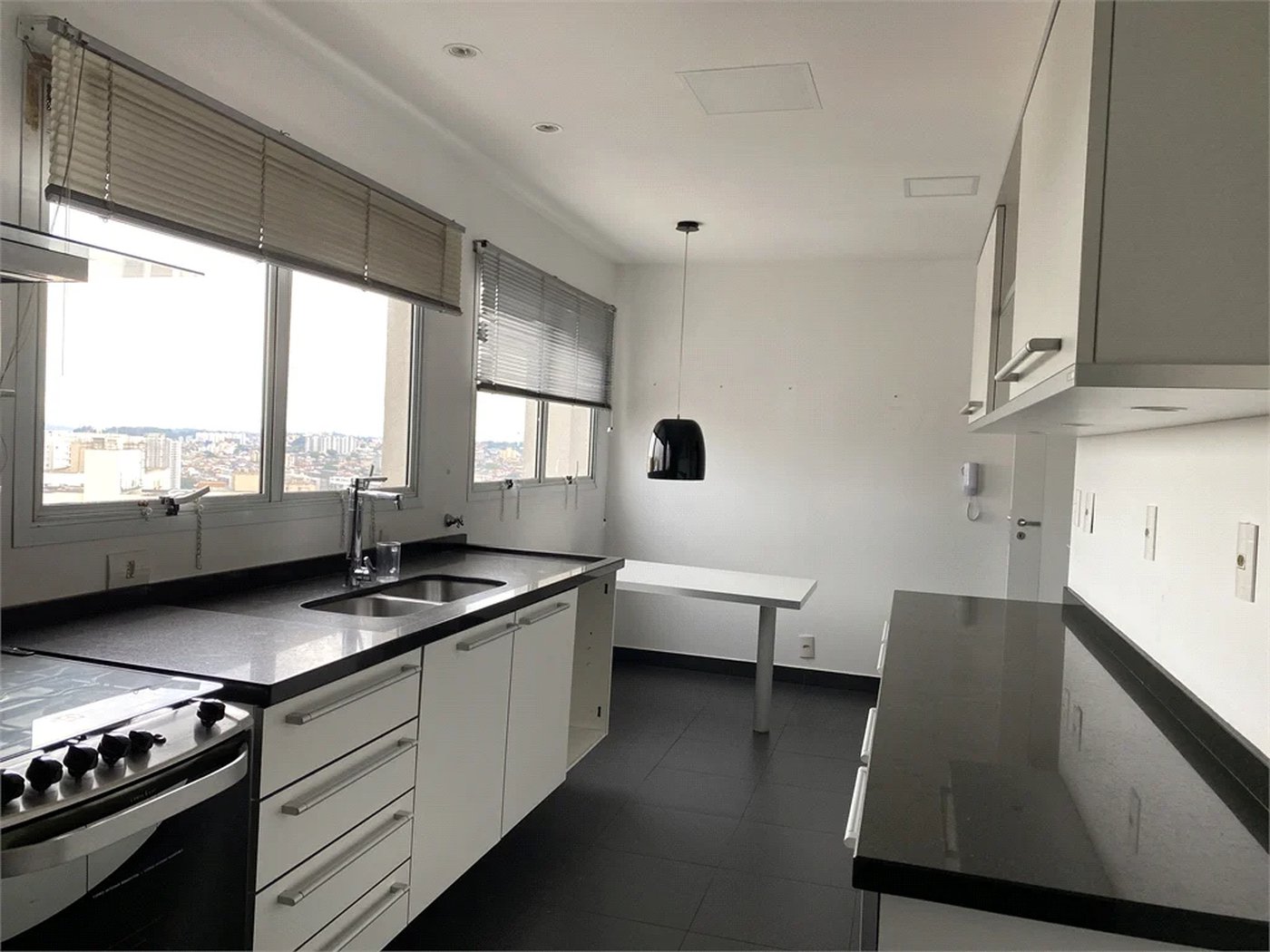 Apartamento à venda com 3 suítes em Vila Andrade, São Paulo, SP
