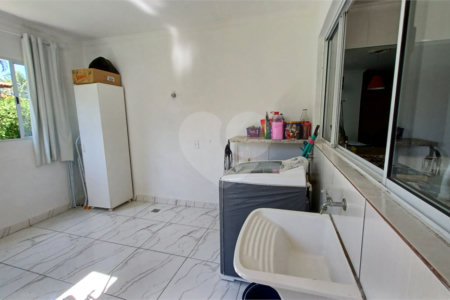 Casa à venda com 3 quartos, sendo 1 suíte, no condomínio Santa Inês, Itu - SP