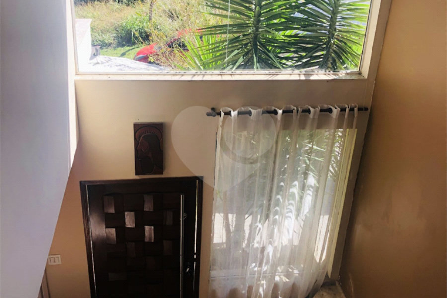 Sobrado à venda com 3 quartos, sendo 1 suíte, em Jardim Peri, São Paulo, SP