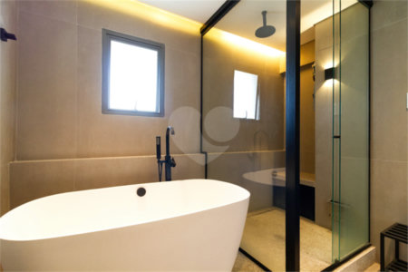 Apartamento à venda com 3 quartos, sendo 1 suíte, em Vila Mariana, São Paulo, SP