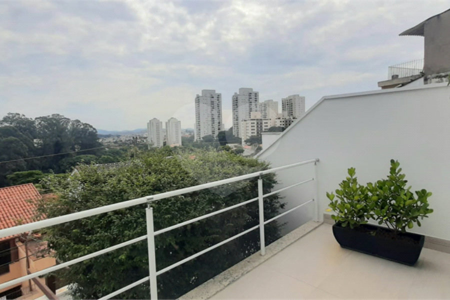 Sobrado à venda com 4 quartos, sendo 2 suítes, em Barro Branco (zona Norte), São Paulo, SP