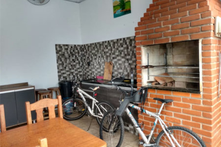 Casa à venda com 3 quartos, sendo 1 suíte, em Vila Vendramini, Itapetininga, SP