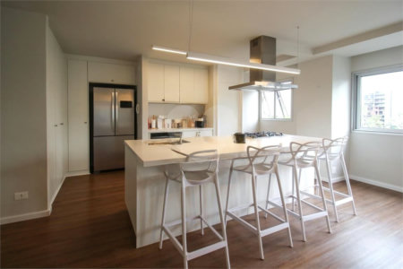Apartamento à venda com 2 quartos, sendo 1 suíte,  em Vila Olímpia, São Paulo, SP