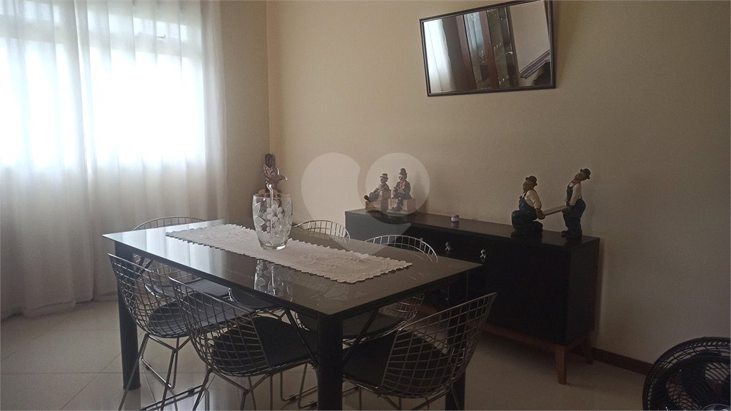 Casa à venda com 3 quartos, sendo 1 suíte, no condomínio Serra da Estrela, Atibaia - SP