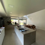Casa à venda com 3 suítes no condomínio Vila Hipica Ii, Vinhedo - SP