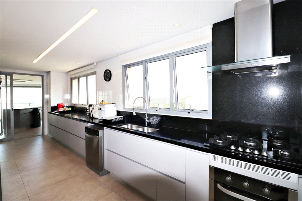 Apartamento à venda com 4 suítes em Santana, São Paulo, SP
